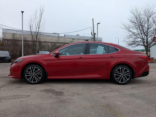 2025 Toyota Camry XLE