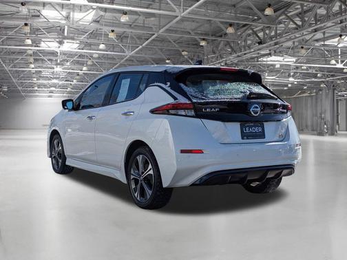 2021 Nissan Leaf SL PLUS 62 kWh