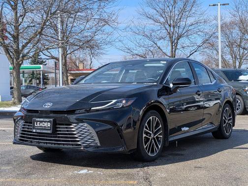2025 Toyota Camry XLE