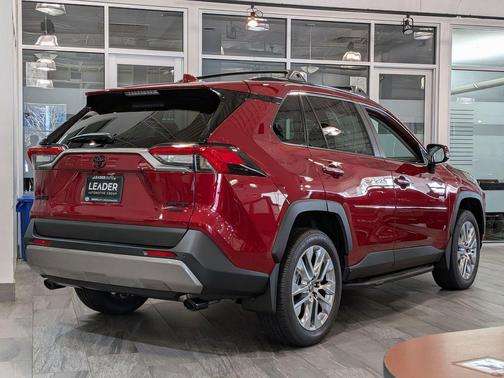 2025 Toyota RAV4 Limited