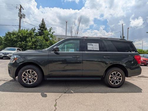 2022 Ford Expedition XLT