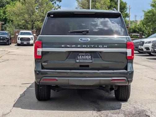 2022 Ford Expedition XLT