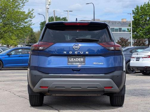 Caspian Blue Metallic 2022 Nissan Rogue SV