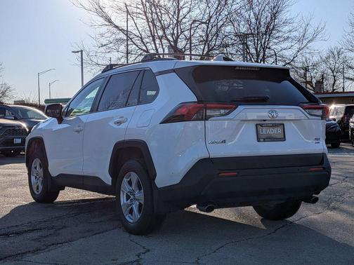 2019 Toyota RAV4 XLE