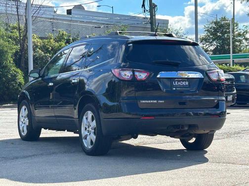 2017 Chevrolet Traverse 1LT