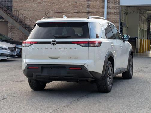 2023 Nissan Pathfinder SV 4WD