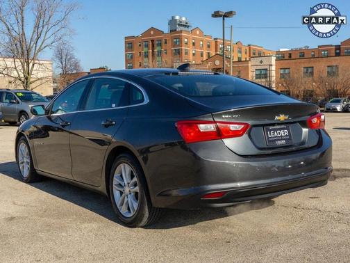 Photo 5 of 25 of 2016 Chevrolet Malibu 1LT