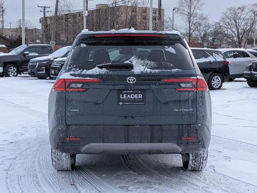 2026 Toyota Grand Highlander Platinum