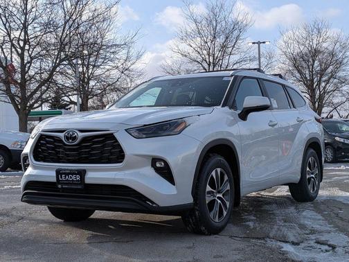 2026 Toyota Highlander XLE