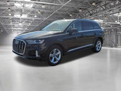 2022 Audi Q7 55 Premium