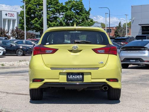 Spring Green 2017 Toyota Corolla iM Base
