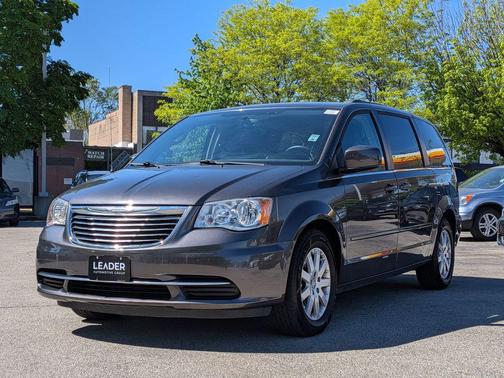 Granite Crystal Metallic Clearcoat 2015 Chrysler Town & Country LX