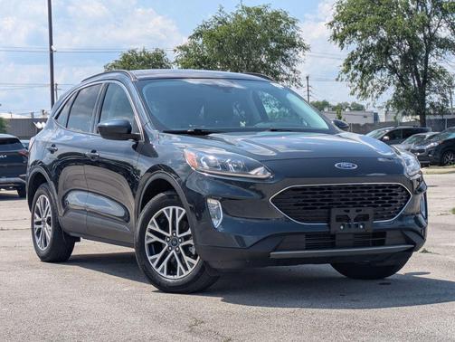 2022 Ford Escape SEL