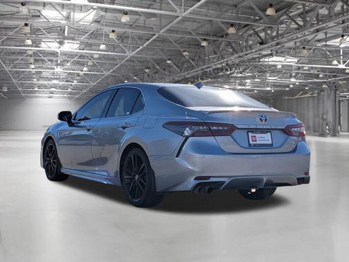 2024 Toyota Camry Hybrid SE