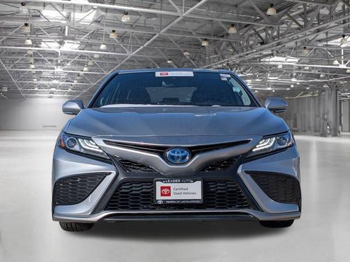 2024 Toyota Camry Hybrid SE