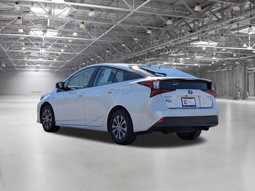 2019 Toyota Prius XLE