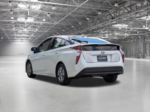 2016 Toyota Prius Three