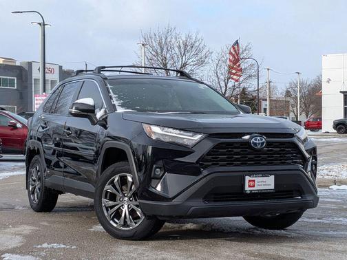 2024 Toyota RAV4 Hybrid XLE Premium