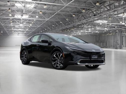 2025 Toyota Prius L