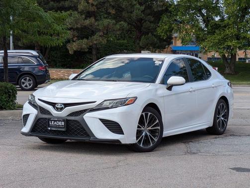 2018 Toyota Camry SE