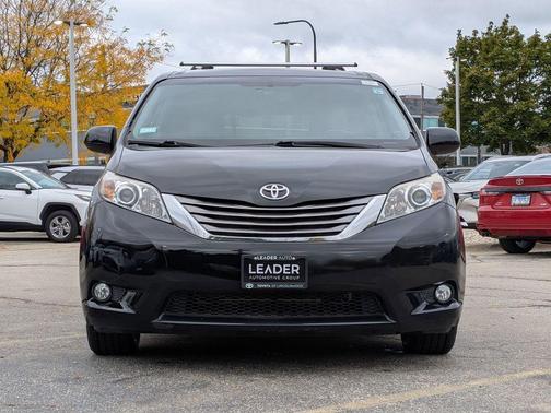 2016 Toyota Sienna XLE Premium