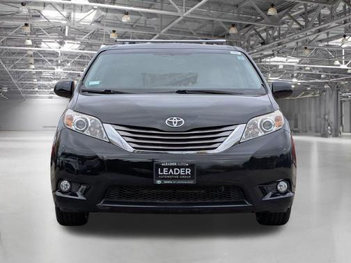 2016 Toyota Sienna XLE Premium