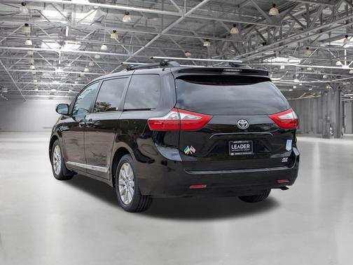 2016 Toyota Sienna XLE Premium