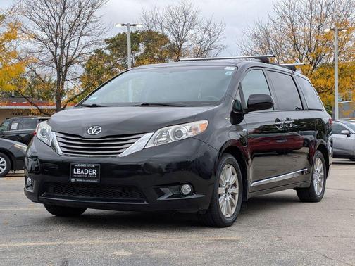 2016 Toyota Sienna XLE Premium