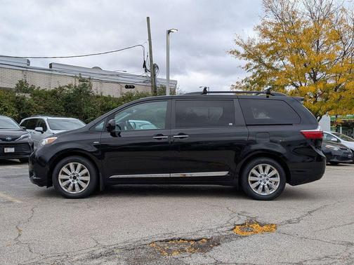 2016 Toyota Sienna XLE Premium