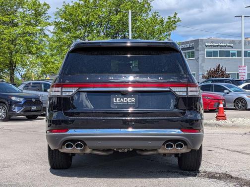 INFINITE BLACK MET CC 2024 Lincoln Aviator Livery
