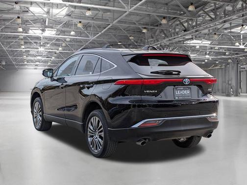 2024 Toyota Venza XLE