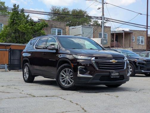 2022 Chevrolet Traverse LT Cloth
