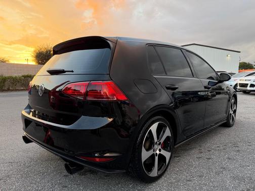 2016 Volkswagen Golf GTI 2.0T Autobahn w/Performance Package 4-Door