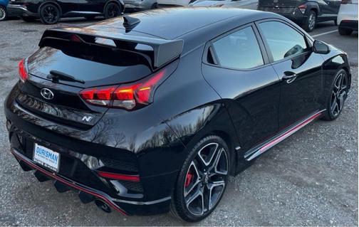2019 Hyundai Veloster Base