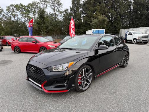 2019 Hyundai Veloster Base
