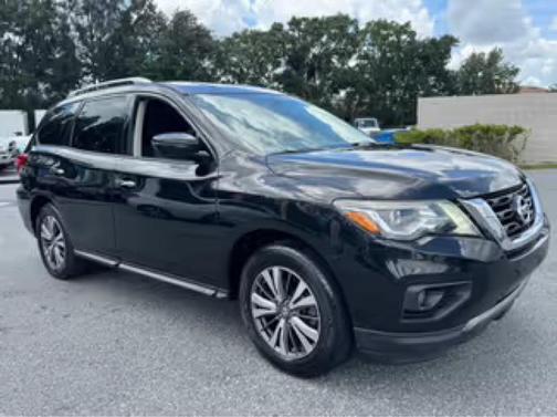 2019 Nissan Pathfinder SV