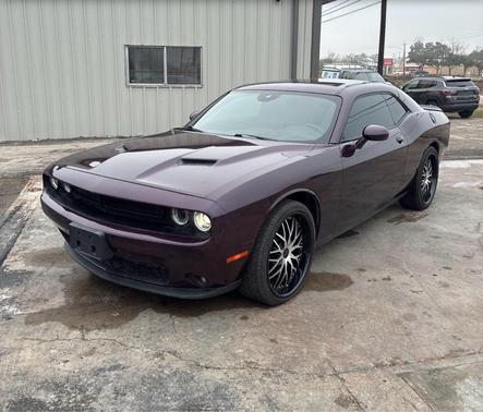 2021 Dodge Challenger SXT