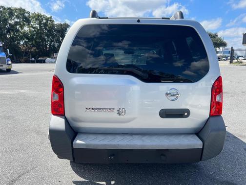 2010 Nissan Xterra S