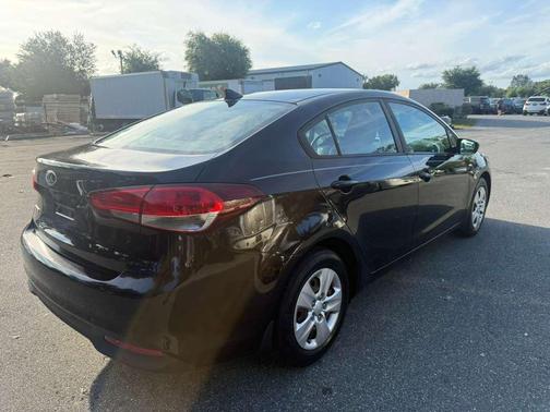 Aurora Black 2018 Kia Forte LX