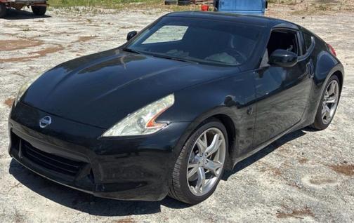 Magnetic Black Metallic 2010 Nissan 370Z Base