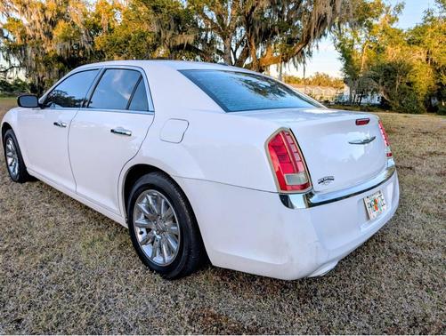2011 Chrysler 300 Limited