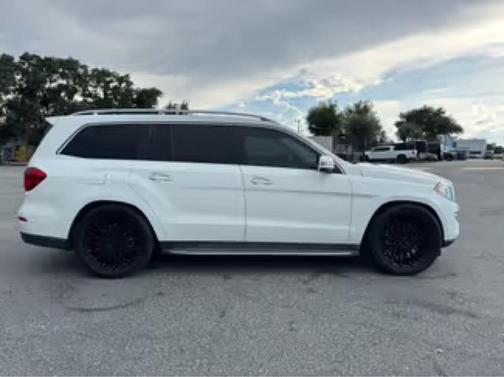 2014 Mercedes-Benz GL-Class 4MATIC
