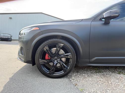 Onyx Black Metallic 2019 Volvo XC90 T6 R-Design