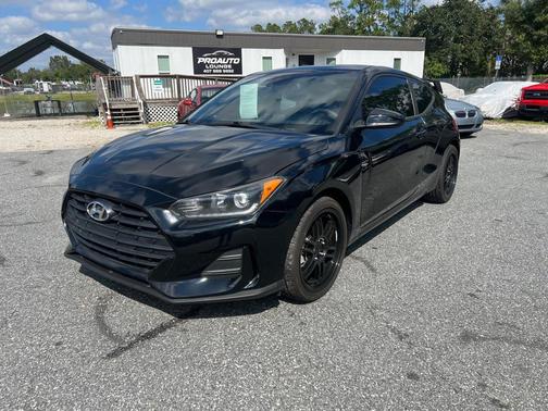 2021 Hyundai Veloster 2