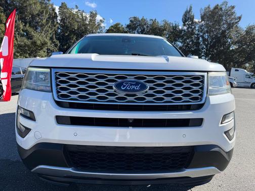 2017 Ford Explorer Platinum