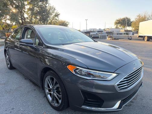 2020 Ford Fusion SEL
