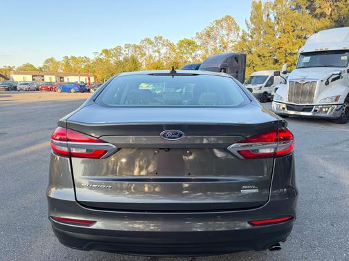 2020 Ford Fusion SEL