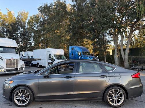 2020 Ford Fusion SEL
