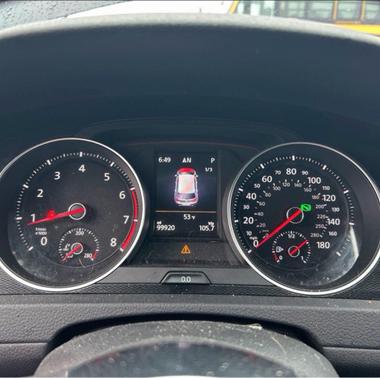 2016 Volkswagen Golf GTI 2.0T SE 4-Door