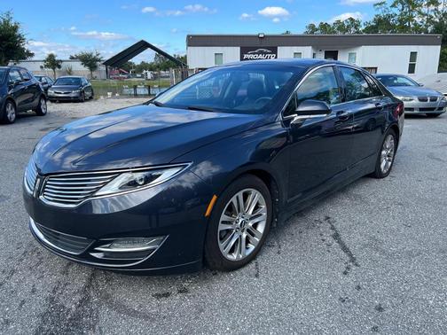 2014 Lincoln MKZ Hybrid Base